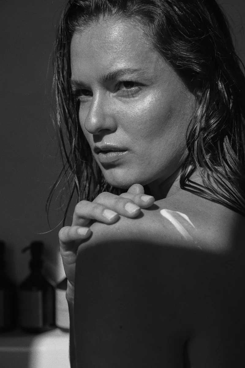 assets/15-skincare-woman